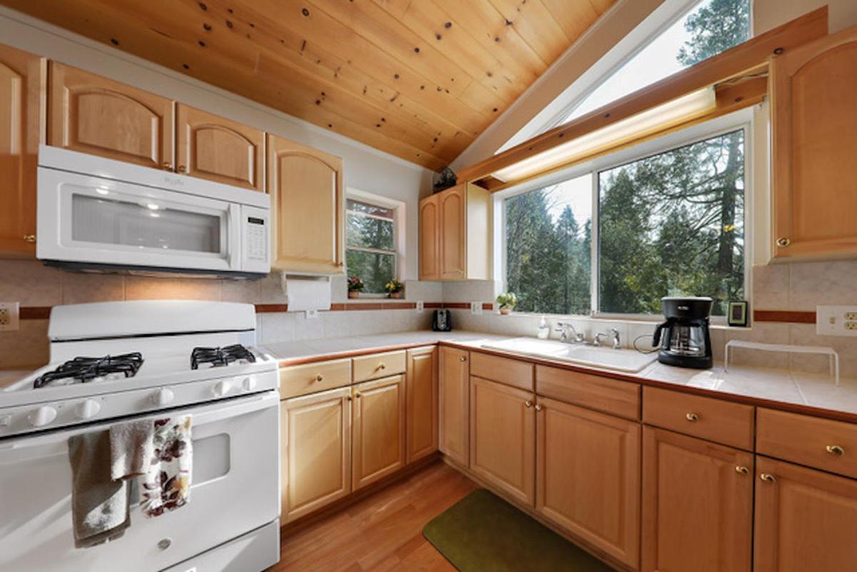 Silver Pines Lodge Idyllwild Exterior photo